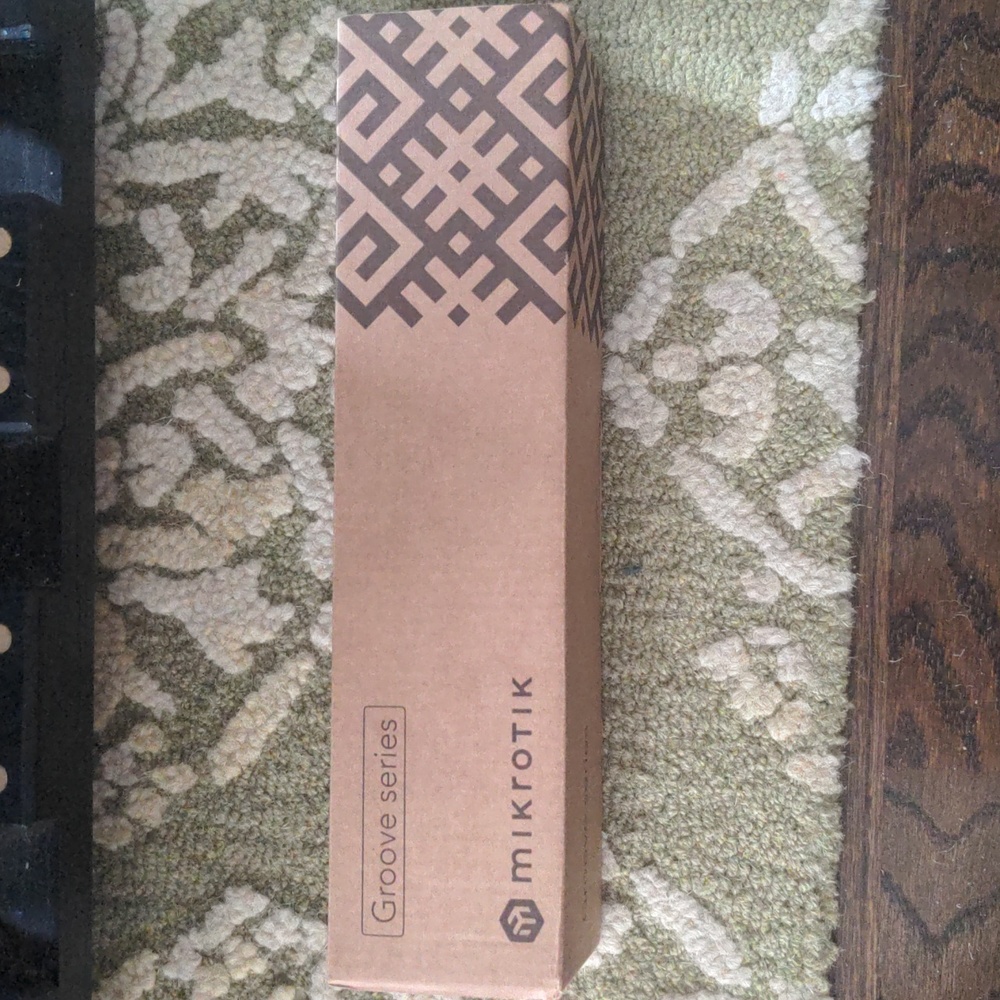 Wireless Router board.  NWT! - Picture 2 of 3